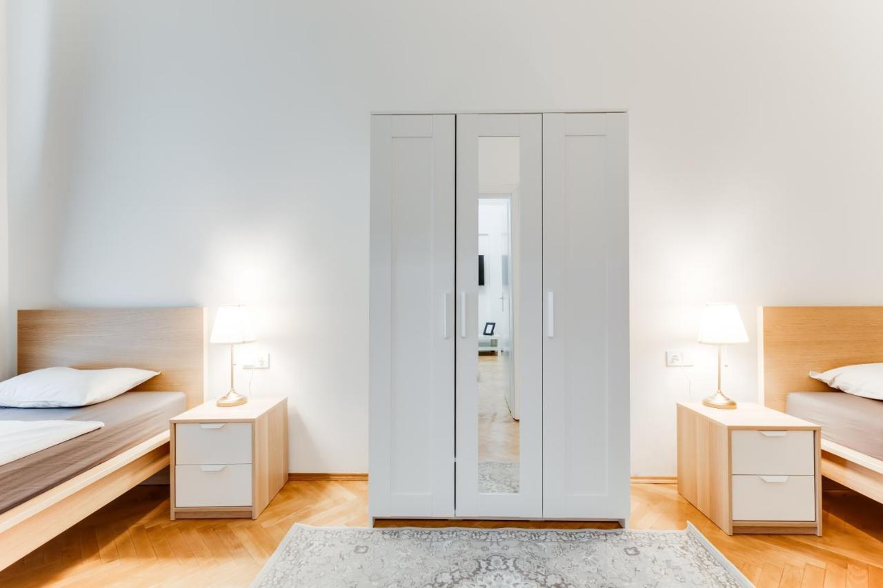 Lovely Apartments Heart Of Prague Luaran gambar