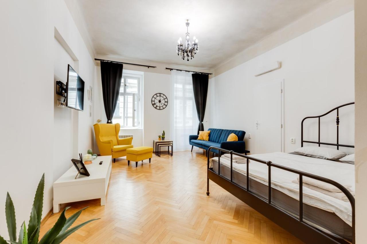 Lovely Apartments Heart Of Prague Luaran gambar